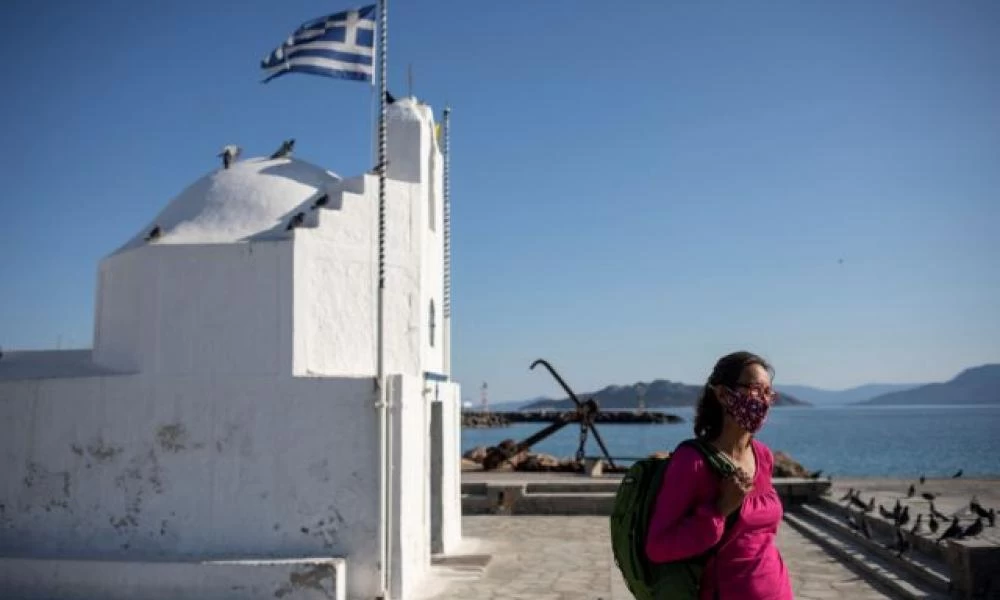 Παπαευαγγέλου: “Προνόμια” για τους εμβολιασμένους πολίτες